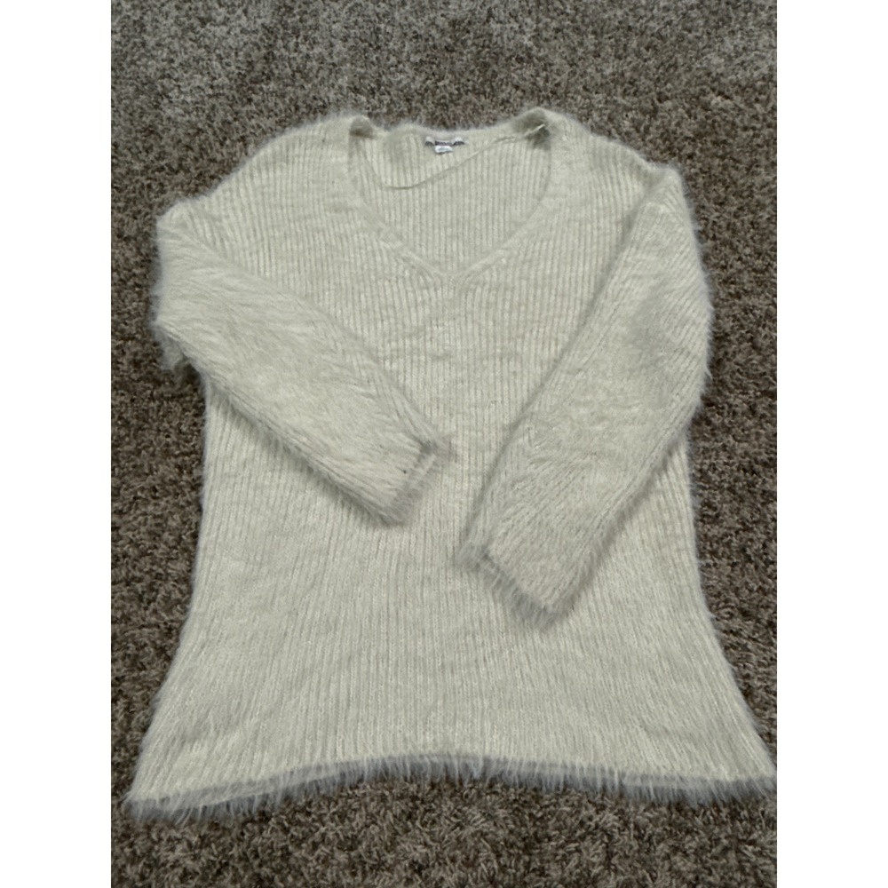 Kimchi Blue Women's Small Cream Fuzzy Ribbed V-Neck Eyelash Knit Sweater Cozy